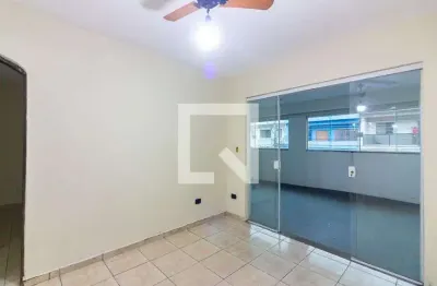 Casa com 1 quarto para alugar na Rua Nelson Mandela, Santa Maria, Osasco