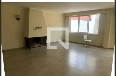 Casa com 3 quartos para alugar na Rua Coronel Cabrita, Cambuci, São Paulo