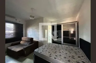 Casa com 1 quarto para alugar na Rua Jurubim, Vila Boaçava, São Paulo