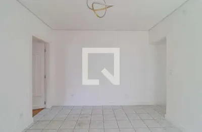 Casa com 2 quartos para alugar na Rua Guiara, Pompéia, São Paulo