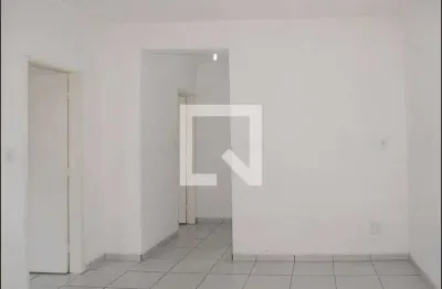 Casa com 2 quartos para alugar na Rua Pixibás, Vila Gustavo, São Paulo