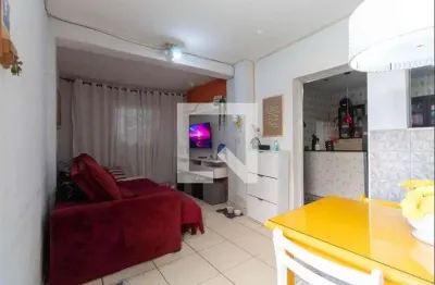 Casa com 2 quartos para alugar na Rua Santo Henrique, Vila Ré, São Paulo