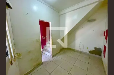 Casa com 2 quartos para alugar na Rua Durval, Gopoúva, Guarulhos