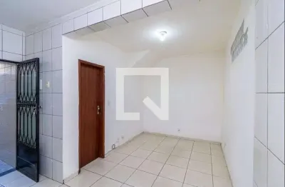 Casa com 1 quarto para alugar na Rua Pindai, Penha, Rio de Janeiro