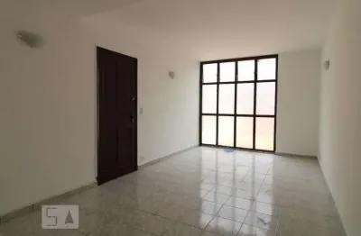 Casa com 3 quartos para alugar na Rua Nicolau Barreto, Brooklin, São Paulo