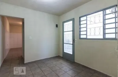 Casa com 1 quarto para alugar na Rua Vale-Verde, Santana, São Paulo