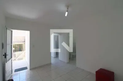 Casa com 2 quartos para alugar na Jardim Dos Prados São Paulo - Sp Brasil, Vila Romano, São Paulo