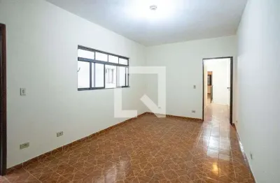 Casa com 3 quartos para alugar na Rua Salvador Nunes, Ayrosa, Osasco