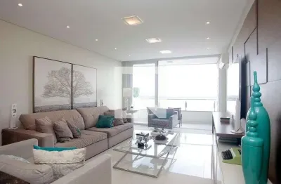 Apartamento para aluguel - centro histórico, 3 quartos,  157 m² - porto alegre