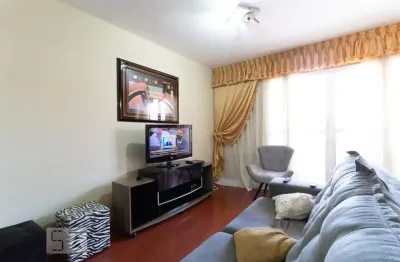 Casa com 2 quartos para alugar na Rua Professor Alves Pedroso, Cangaíba, São Paulo