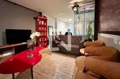 Apartamento para Aluguel - Centro, 2 Quartos,  90 m² - Florianópolis