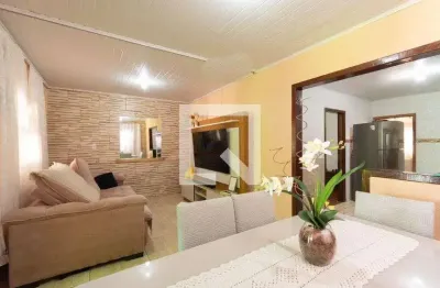 Casa com 3 quartos para alugar na Rua Zumbi, Harmonia, Canoas