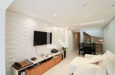 Casa com 3 quartos para alugar na Rua Professor Valério Giuli, Mandaqui, São Paulo