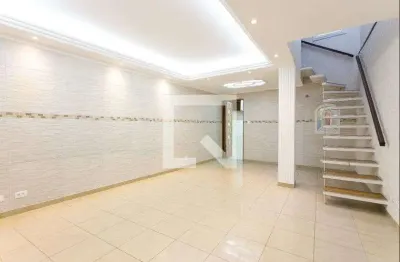 Casa com 2 quartos para alugar na Rua São Constâncio, Vila Carrão, São Paulo