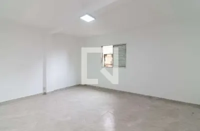 Casa com 2 quartos para alugar na Rua Ponte Pensa, Água Fria, São Paulo