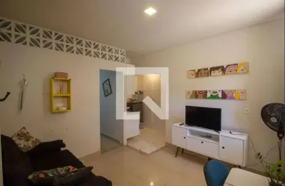 Apartamento com 1 quarto para alugar na Qi 18 Bloco E, Guará I, Brasília
