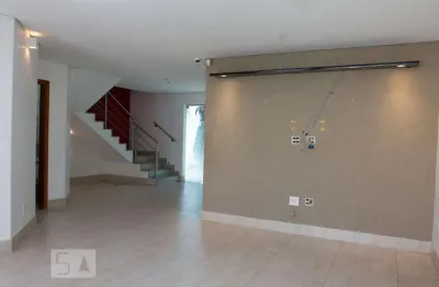 Casa com 4 quartos para alugar na Rua Tunísia - Quadra 162 Lote 025, Tibery, Uberlândia