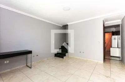 Casa com 2 quartos para alugar na Rua Severínia, Tatuapé, São Paulo