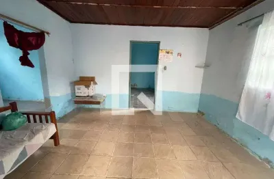 Casa para aluguel - olavo bilac, 2 quartos,  152 m² - duque de caxias