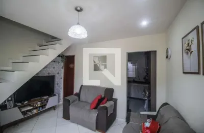 Casa para Aluguel - Nossa Sra. de Fátima, 2 Quartos,  63 m² - Nilópolis