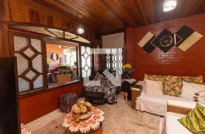 Casa para Aluguel - Oswaldo Cruz, 3 Quartos,  110 m² - Rio de Janeiro