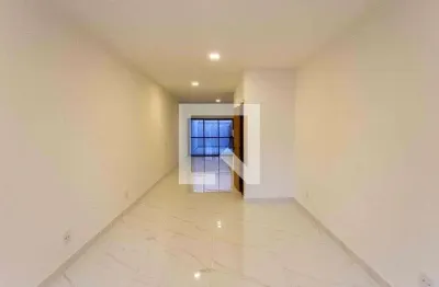 Casa com 3 quartos para alugar na Rua Pedreira, Vila Carrão, São Paulo