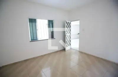 Casa com 1 quarto para alugar na Rua Soldado Bruno Estrifica, Curicica, Rio de Janeiro