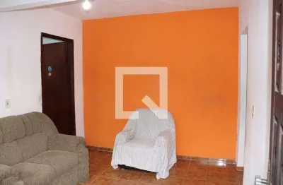 Casa para Aluguel - Jardim Casa Branca, 2 Quartos,  78 m² - Embu das Artes