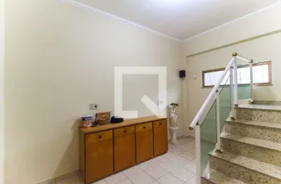 Casa com 4 quartos para alugar na Rua Doutor Aureliano Barreiros, Itaquera, São Paulo