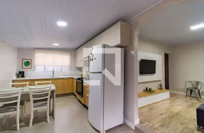 Casa para Aluguel - Nossa Sra das Graças, 3 Quartos,  80 m² - Canoas