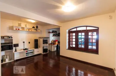 Casa com 4 quartos para alugar na Rua Madre Angelina, Jabaquara, São Paulo