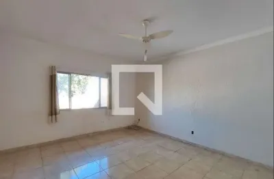 Casa para Aluguel - Cidade Satélite íris, 1 Quarto,  300 m² - Campinas