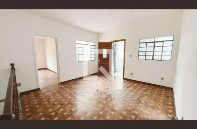Casa com 3 quartos para alugar na Rua Vichy, Casa Verde, São Paulo