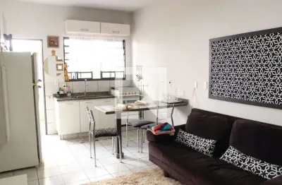 Casa para Aluguel - Vila Jardim São Judas Tadeu, 1 Quarto,  34 m² - Goiânia