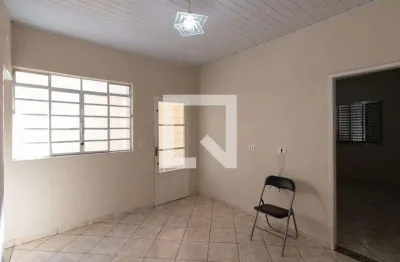 Casa com 2 quartos para alugar na Rua Antônia Boschetti, Vila Ede, São Paulo