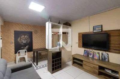 Casa para Aluguel - Jardim Jussara, 2 Quartos,  51 m² - São Paulo