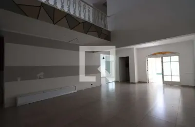 Casa com 3 quartos para alugar na Rua Hermeto Lima, Vila Alpina, São Paulo