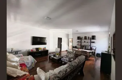 Casa para Aluguel - Taquara, 4 Quartos,  1300 m² - Rio de Janeiro