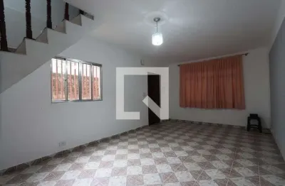 Casa com 4 quartos para alugar na Rua Bernardo Mastorell, Sapopemba, São Paulo