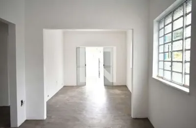Casa para Aluguel - Vila Clementino, 2 Quartos,  250 m² - São Paulo
