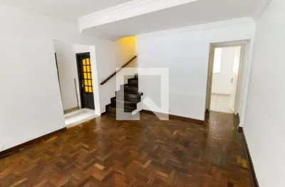 Casa com 3 quartos para alugar na Rua Dom Armando Lombardi, Morumbi, São Paulo