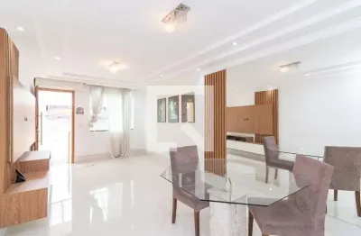 Casa com 3 quartos para alugar na Rua Mário Gomes, Cangaíba, São Paulo