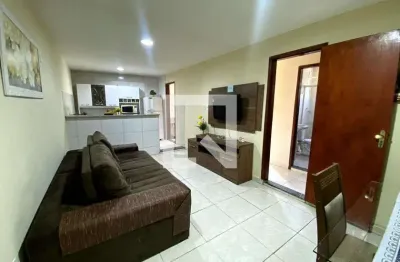 Apartamento para Aluguel - Centro, 2 Quartos,  54 m² - Duque de Caxias