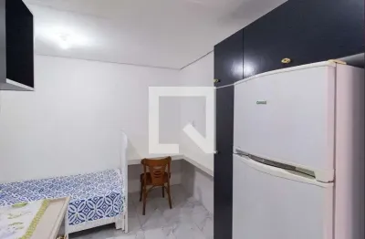 Kitnet / Stúdio para Aluguel - Vila Dirce, 1 Quarto,  16 m² - Carapicuíba