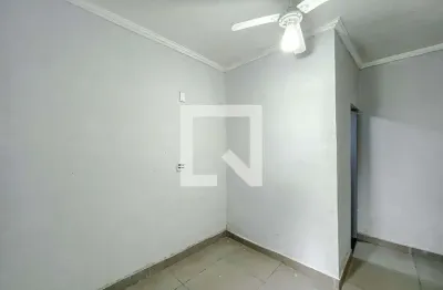 Casa com 1 quarto para alugar na Rua Cidade de São Simão, Belém, São Paulo