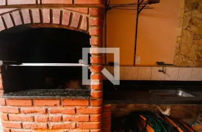 Casa com 3 quartos para alugar na Rua Barão de Itararé, Vilamar, Praia Grande