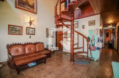 Casa para Aluguel - Partenon, 4 Quartos,  470 m² - Porto Alegre