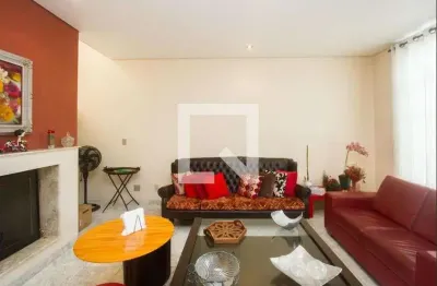 Casa com 4 quartos para alugar na Rua Manduba, Santo Amaro, São Paulo