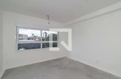 Kitnet / Stúdio para alugar na Avenida João Wallig, Passo da Areia, Porto Alegre por R$ 3.000