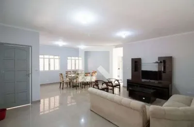 Casa com 3 quartos para alugar na Rua Maria Aparecida, Picanço, Guarulhos
